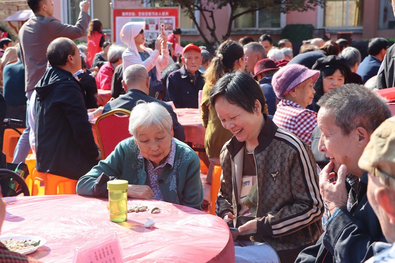 黄色视频网页软件下载科技重陽送禮物